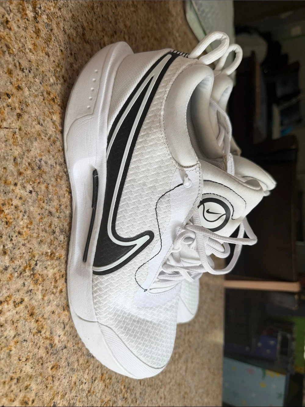 Nike Court Zoom Pro HC White Men's Lightweight Running Shoes with Black Accents